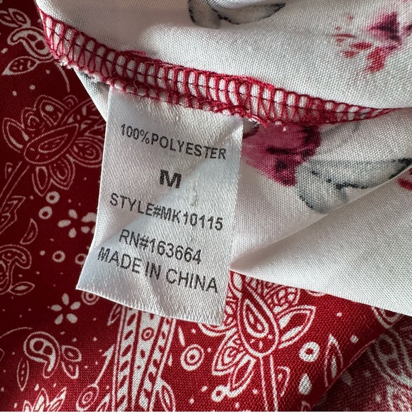Mazik Cavenders Red Floral Paisley Women's Western Top Size Medium M Long Sleeve - Picture 8 of 9